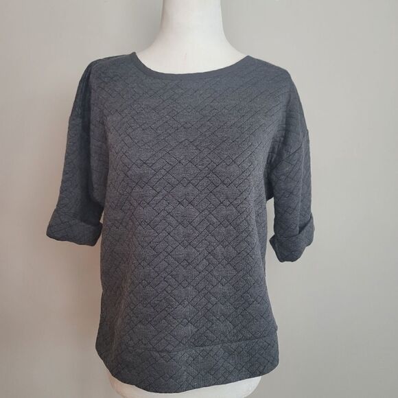 Banana Republic Women's Gray Cropped Quilted Top Size Medium - Picture 1 of 11